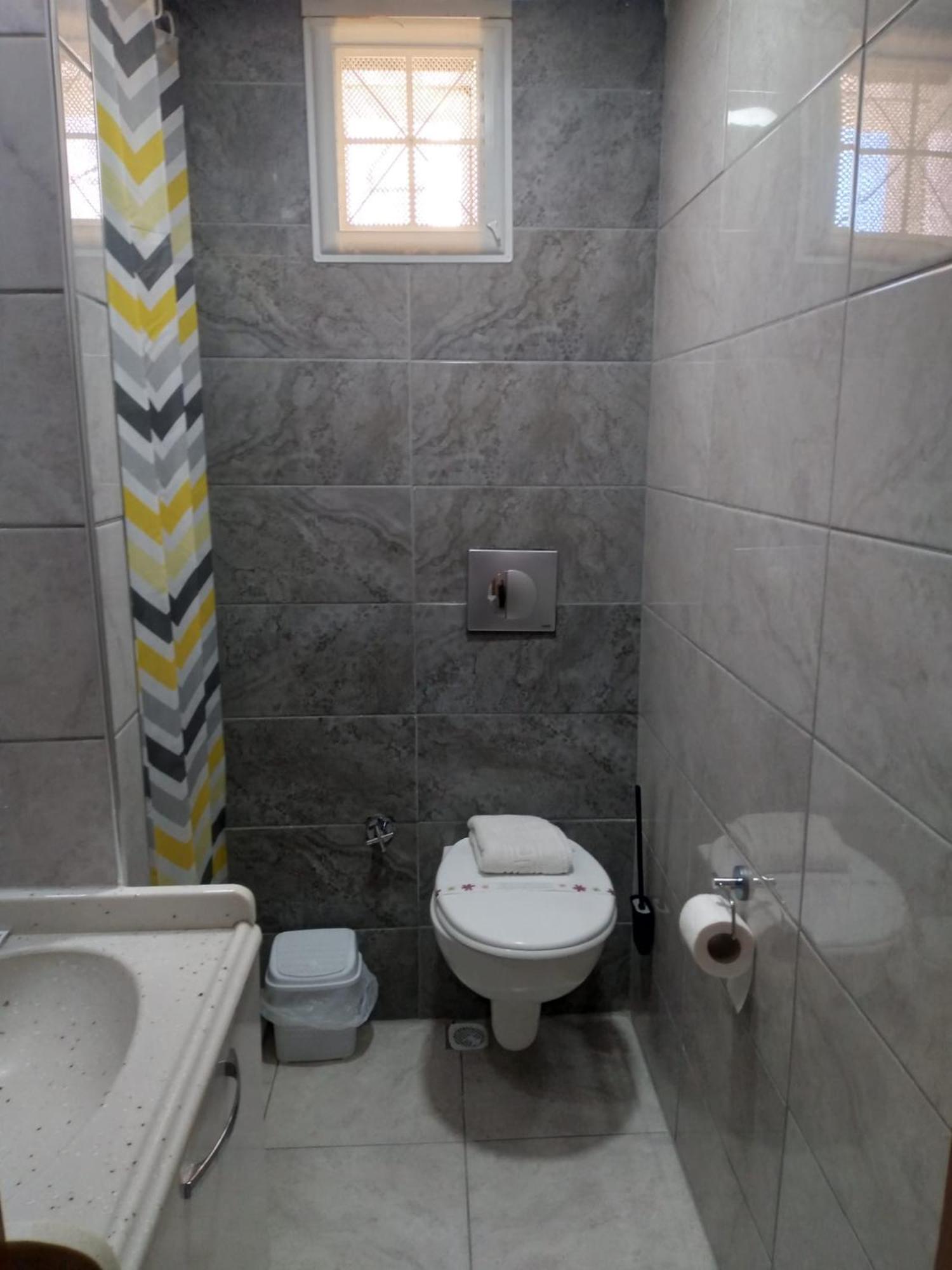 Mavi Liman Otel Чесме Екстериор снимка
